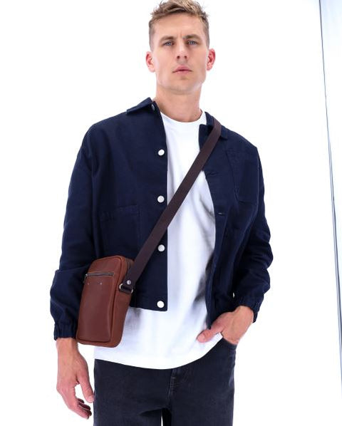 LES ATELIERS FOURES - Saccoche Cuir Homme - Zéphyr - Cognac sportium store