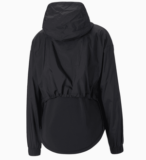 Achetez veste d'entraînement à capuche femmes puma ultra noir à bas prix |Découvrez-les sur sportium.fr Disponible à la livraison et en retrait au magasin SPORTIUM